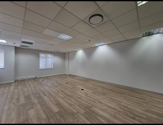 838M² OFFICE TO LET IN ILLOVO